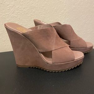 Vince Camuto - Garton Wedge Sandal